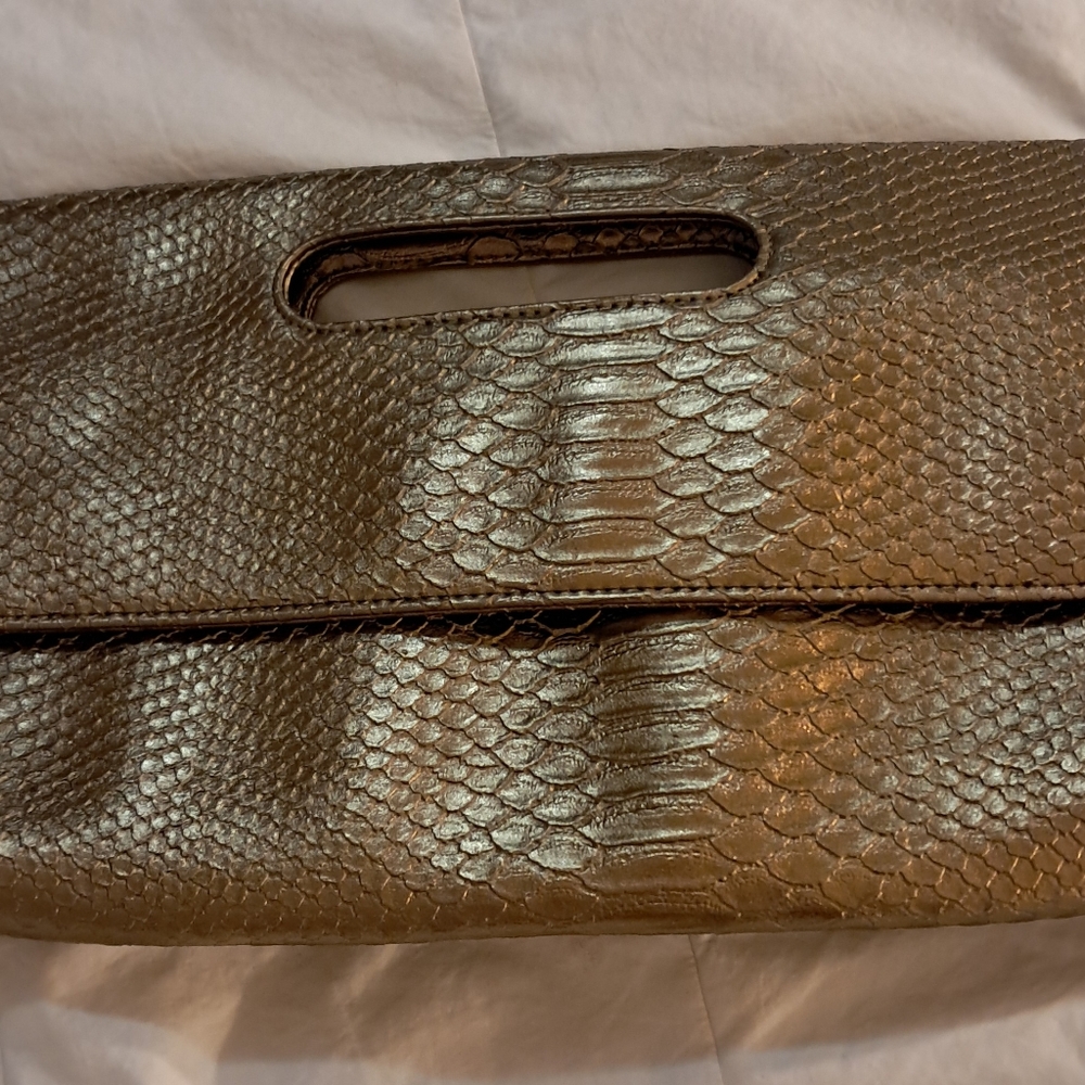 New With Tags Francesca's Elegant Gold Clutch Bag - Picture 7 of 7